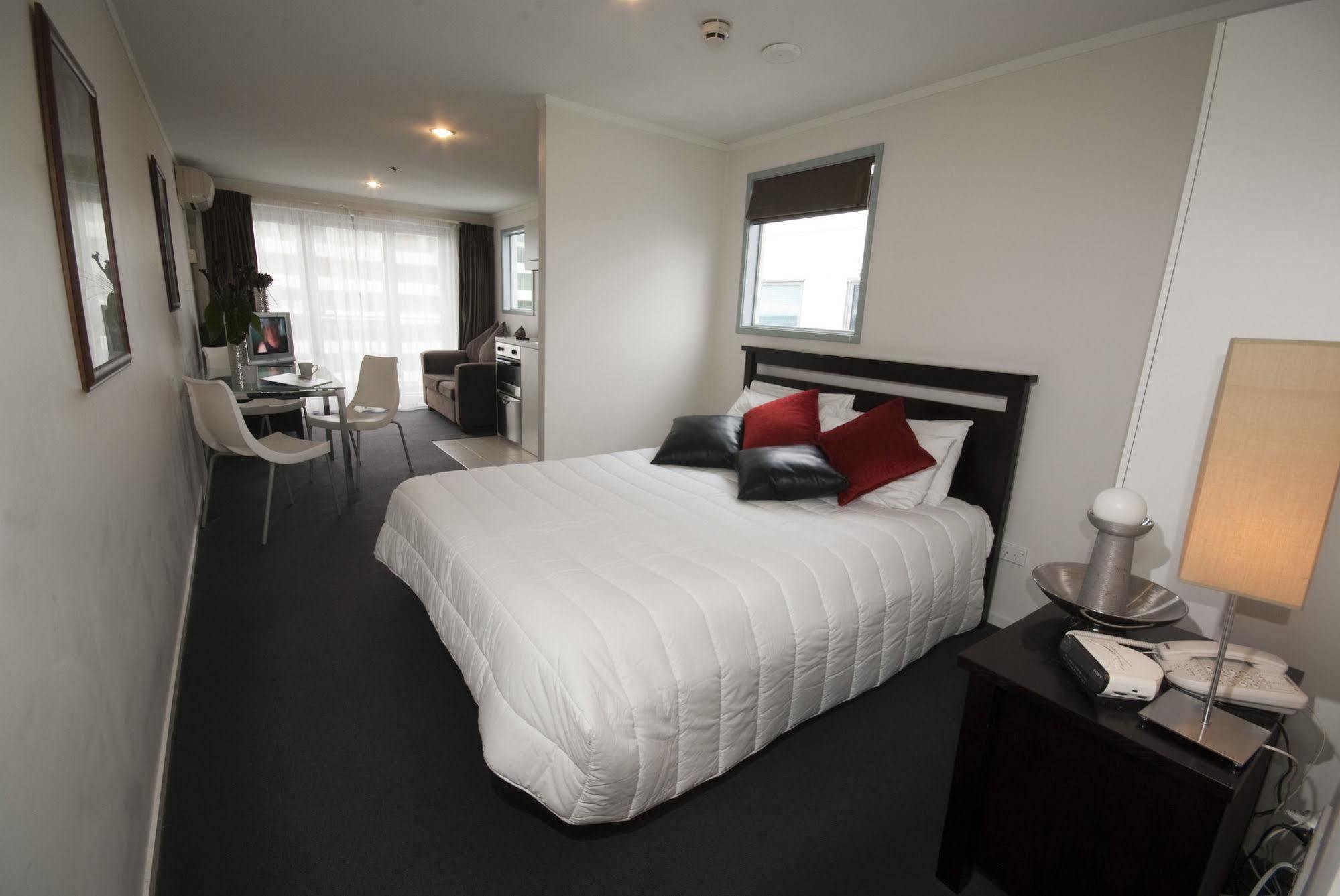 Waldorf Bankside Apartments Auckland Buitenkant foto